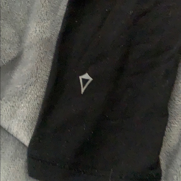 ivivva capris - Picture 3 of 3